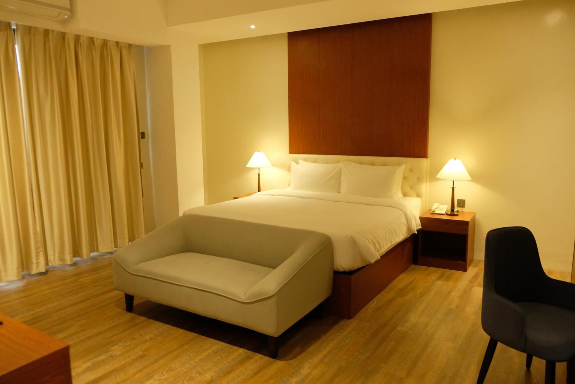 Sorsogon Villa Isabel Hotel מראה חיצוני תמונה