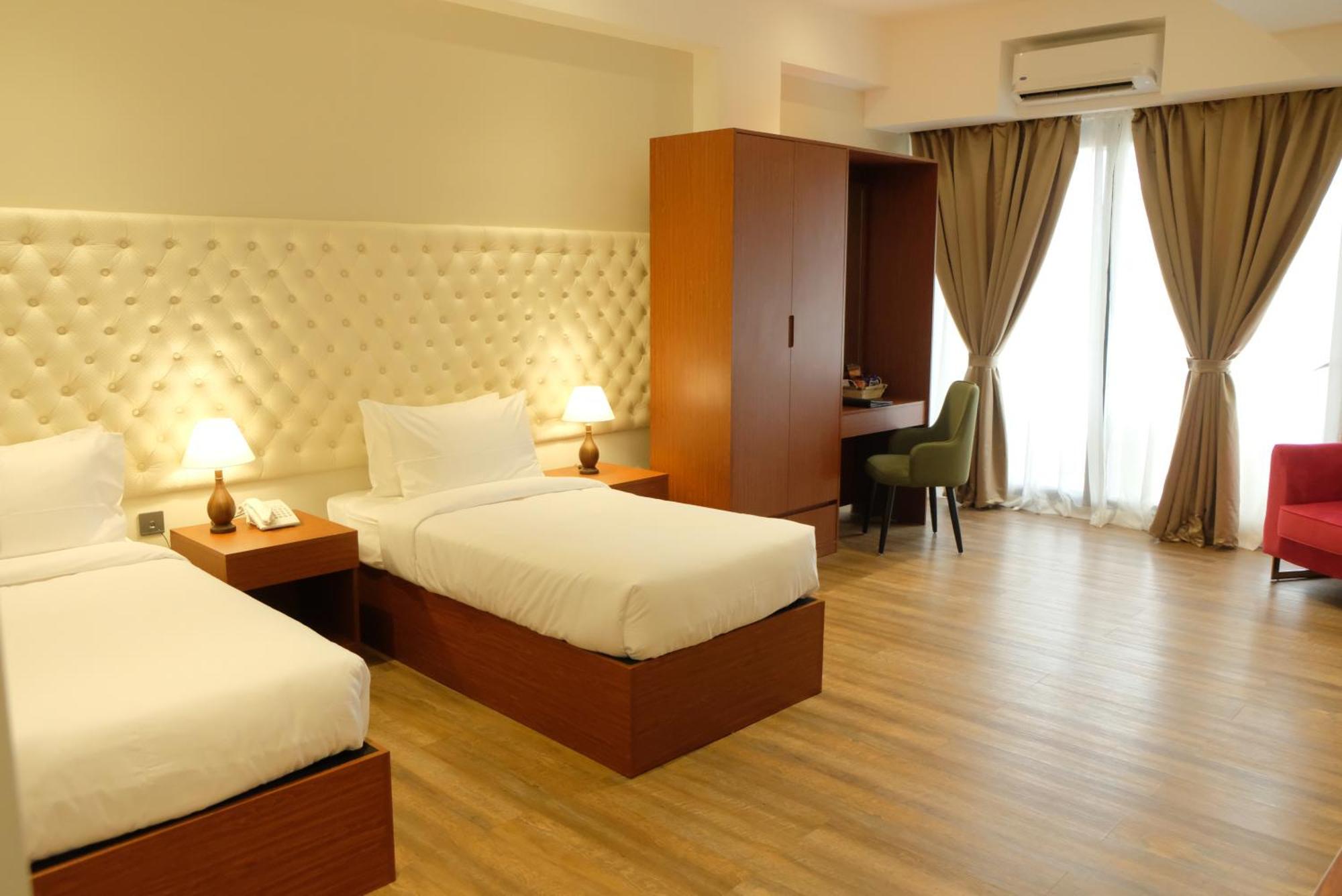Sorsogon Villa Isabel Hotel מראה חיצוני תמונה