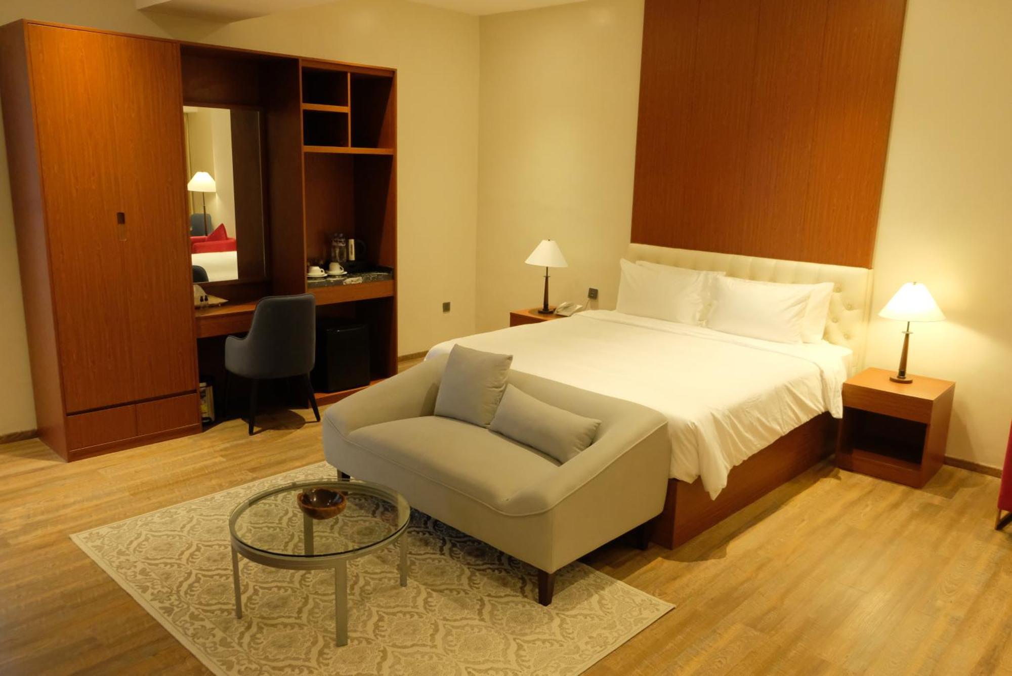Sorsogon Villa Isabel Hotel מראה חיצוני תמונה